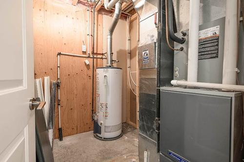 123-2920 Valleyview Drive, Kamloops, BC - Indoor Photo Showing Basement