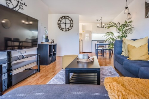 208-1600 Dufferin Cres  Nanaimo, BC V9S 5N2