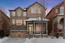 34 Gesher Crescent  Vaughan, ON L6A 0W3