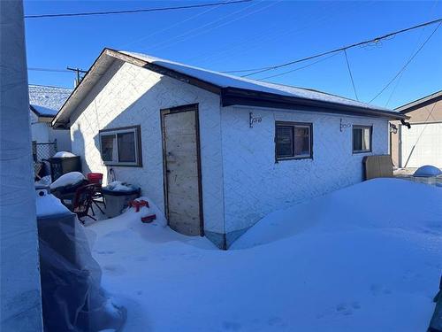 303 Kildare Ave, Winnipeg, MB 