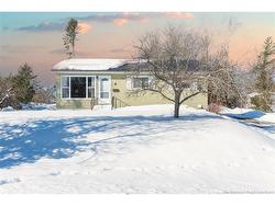 6 Sharon AVE  Saint John, NB E2N 1E4