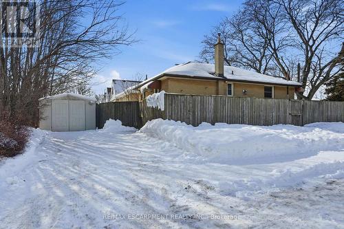 363 East 14Th Street, Hamilton, ON - Outdoor