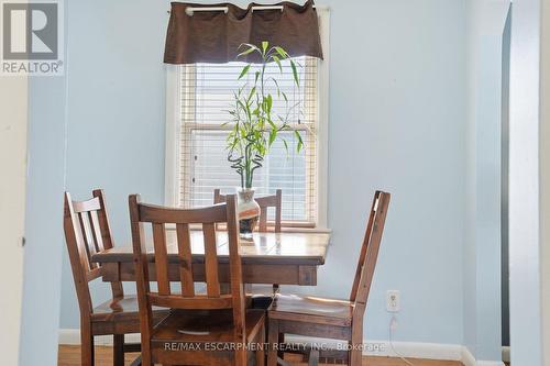 363 East 14Th Street, Hamilton, ON - Indoor Photo Showing Dining Room