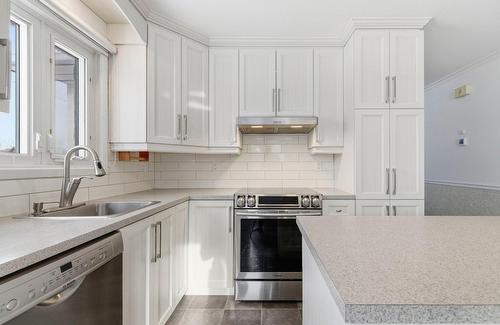 Kitchen - 362 Rue St-Laurent, Saint-Eustache, QC - Indoor Photo Showing Kitchen