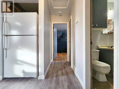 408 49 Avenue E, Claresholm, AB - Indoor