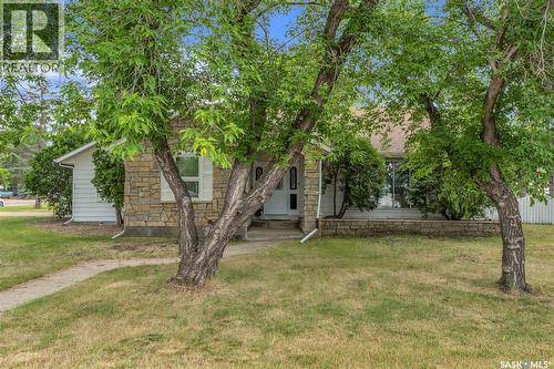 1092 111th STREET  North Battleford, SK S9A 3S9