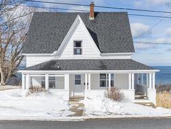 3693 Shore Road  Hillsburn, NS B0S 1A0