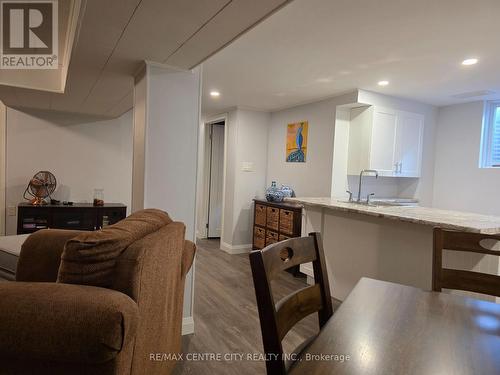 193 Arlington Crescent, London South (South J), ON - Indoor