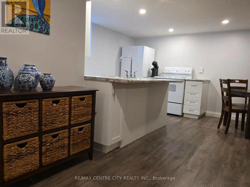 193 Arlington Crescent, London South (South J), ON - Indoor