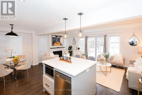 9 - 2040 SHORE ROAD  London South (South A), ON N6K 0G3