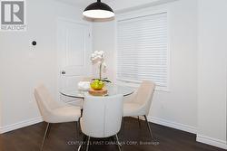Dining Area - 