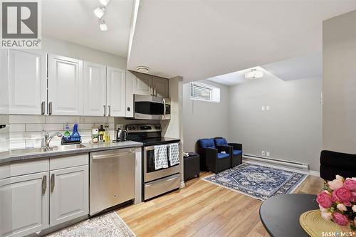 462 Kloppenburg Street, Saskatoon, SK - Indoor Photo Showing Kitchen With Stainless Steel Kitchen With Double Sink