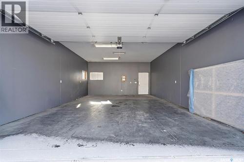 462 Kloppenburg Street, Saskatoon, SK - Indoor Photo Showing Garage