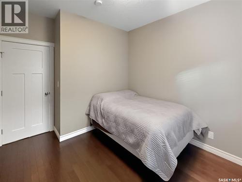860 Colonel Otter Drive, Swift Current, SK - Indoor Photo Showing Bedroom