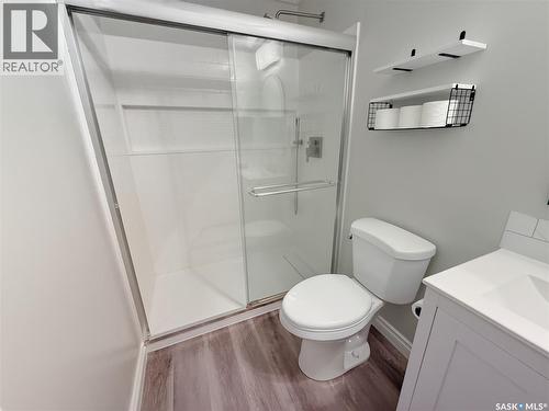 860 Colonel Otter Drive, Swift Current, SK - Indoor Photo Showing Bathroom