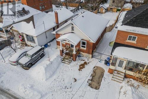 19 Huxley Avenue N, Hamilton, ON 