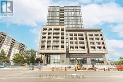 323 - 86 DUNDAS ST. STREET E  Mississauga, ON L5A 0B1