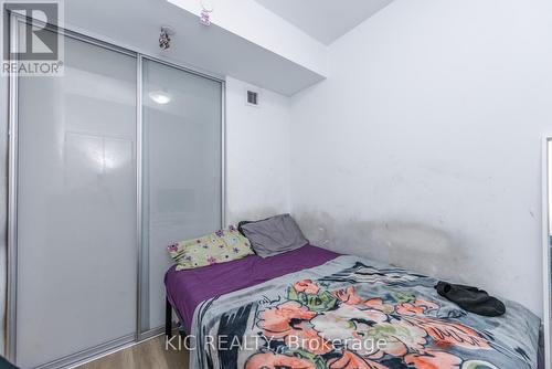 323 - 86 Dundas St. Street E, Mississauga, ON - Indoor Photo Showing Bedroom