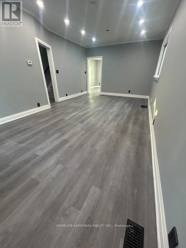 214 Burlington Street E, Hamilton, ON - Indoor Photo Showing Other Room