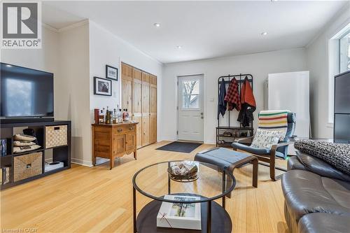 296 Charlton Avenue W, Hamilton, ON - Indoor