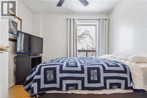 296 Charlton Avenue W, Hamilton, ON - Indoor Photo Showing Bedroom