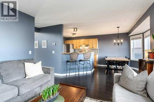 28 Everstone Way Sw, Calgary, AB 