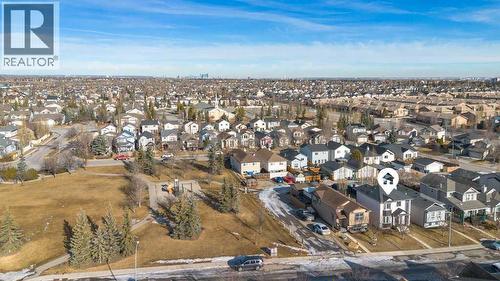 28 Everstone Way Sw, Calgary, AB 