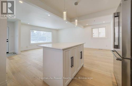 328 The Country Way, Kitchener, ON - Indoor Photo Showing Other Room