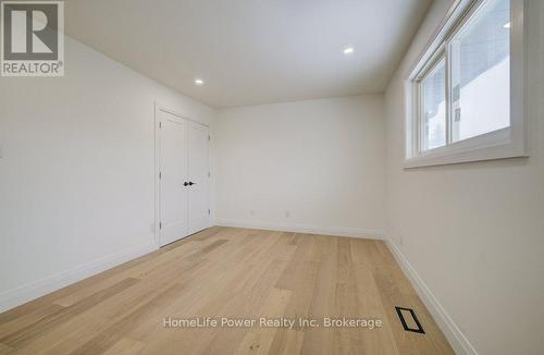 328 The Country Way, Kitchener, ON - Indoor Photo Showing Other Room