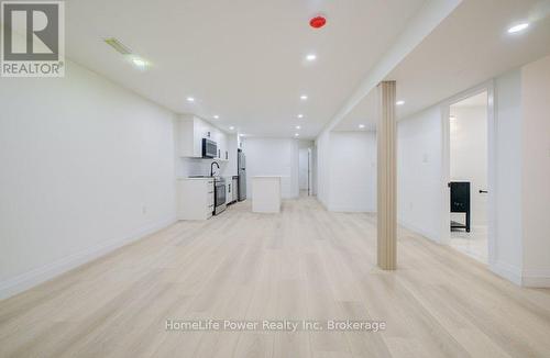 328 The Country Way, Kitchener, ON - Indoor Photo Showing Other Room