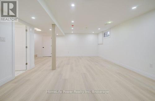 328 The Country Way, Kitchener, ON - Indoor