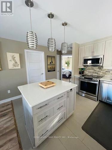 201 - 222 First Street E, Cornwall, ON - Indoor Photo Showing Kitchen With Upgraded Kitchen