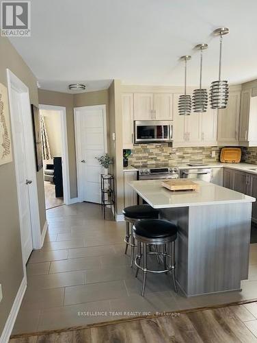 201 - 222 First Street E, Cornwall, ON - Indoor Photo Showing Kitchen With Upgraded Kitchen
