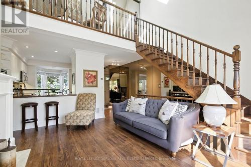 479 Blathwayte Lane, Burlington, ON - Indoor Photo Showing Living Room