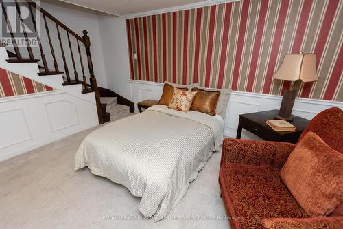 479 Blathwayte Lane, Burlington, ON - Indoor Photo Showing Bedroom