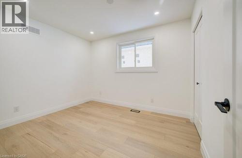 328 The Country Way, Kitchener, ON - Indoor Photo Showing Other Room