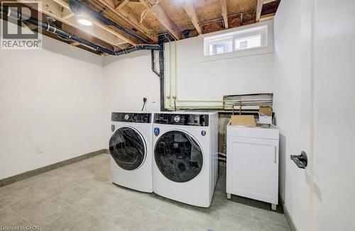 328 The Country Way, Kitchener, ON - Indoor Photo Showing Laundry Room