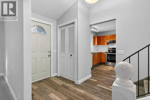 4 Abergale Way Ne, Calgary, AB - Indoor