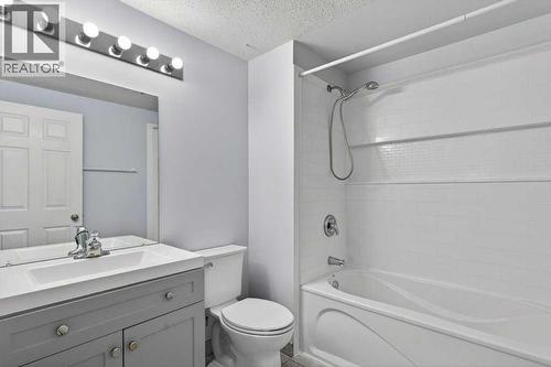 4 Abergale Way Ne, Calgary, AB - Indoor Photo Showing Bathroom
