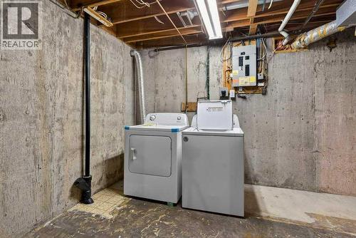 4 Abergale Way Ne, Calgary, AB - Indoor Photo Showing Laundry Room