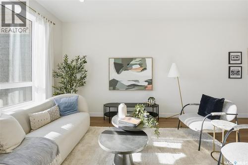 34 Taskamanwa Terrace, Saskatoon, SK - Indoor Photo Showing Living Room