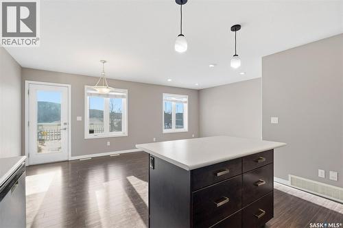 7 365 Dawson Crescent, Saskatoon, SK - Indoor