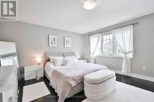 3262 Skipton Lane, Oakville, ON - Indoor Photo Showing Bedroom