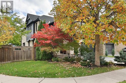 3262 Skipton Lane, Oakville, ON - Outdoor