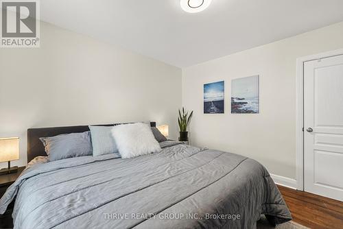 34 Devonshire Avenue, London South (South G), ON - Indoor Photo Showing Bedroom
