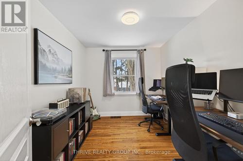 34 Devonshire Avenue, London South (South G), ON - Indoor Photo Showing Office
