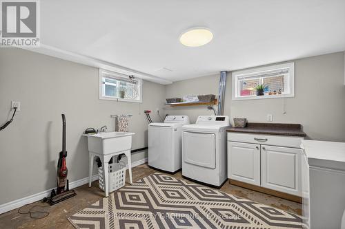 34 Devonshire Avenue, London South (South G), ON - Indoor Photo Showing Laundry Room