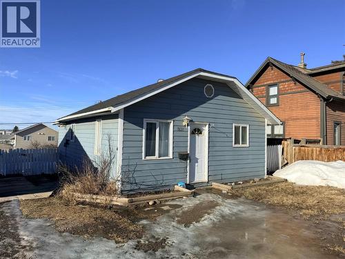 9705 8 Street  Dawson Creek, BC V1G 3P5