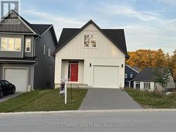 LOWER - 30 JULIE CRESCENT  London South (South J), ON N5Z 0A9