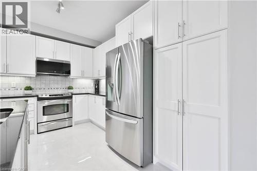 3262 Skipton Lane, Oakville, ON - Indoor Photo Showing Kitchen With Stainless Steel Kitchen